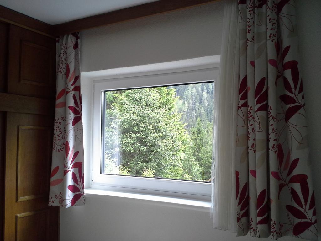 Appartement Latschen - Ferienhaus Bad Kleinkirchheim Δωμάτιο φωτογραφία